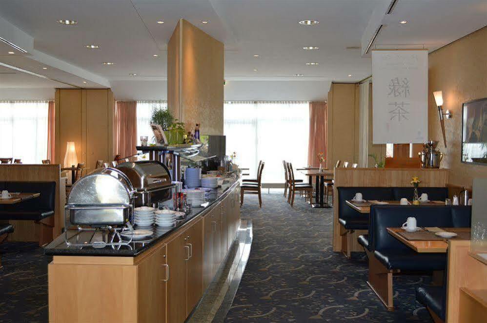 Ramada By Wyndham Hannover Messe Laatzen Exterior photo